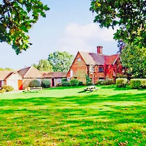 Oldlands Farmhouse Gatwick , Horley United Kingdom